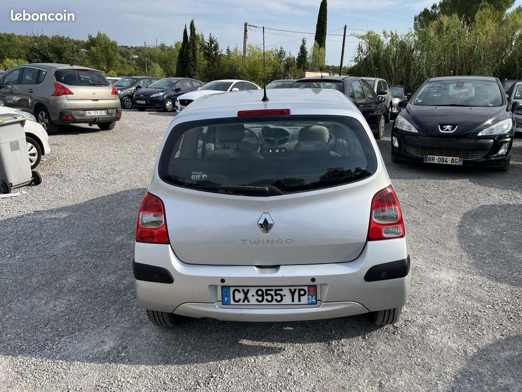 Renault Twingo II 1.5 dCi 65 eco2 Expression (image 5)