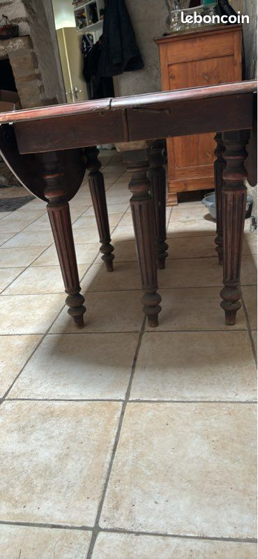 Table ronde ancienne 1920 style Louis Philippe 6 pieds (image 6)