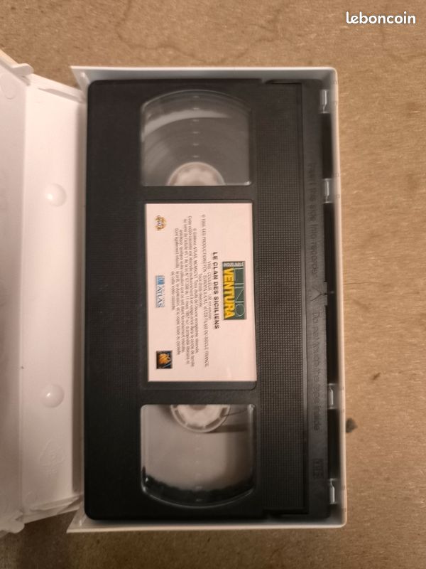 Lot de 3 cassette VHS Lino Ventura (image 3)