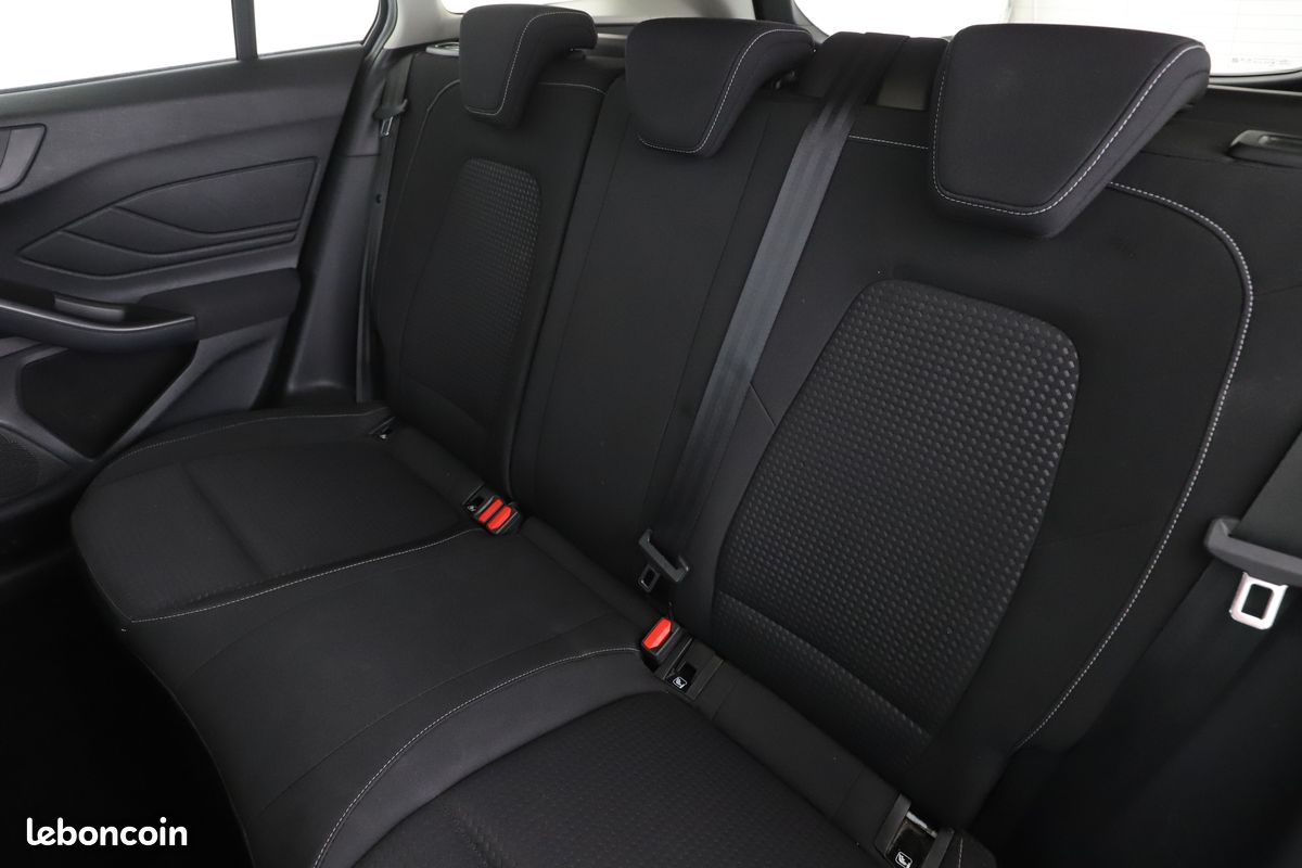 Ford Focus SW 1.0 EcoBoost Trend Business (image 8)