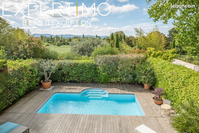 Mas 4 pièces 157 m²