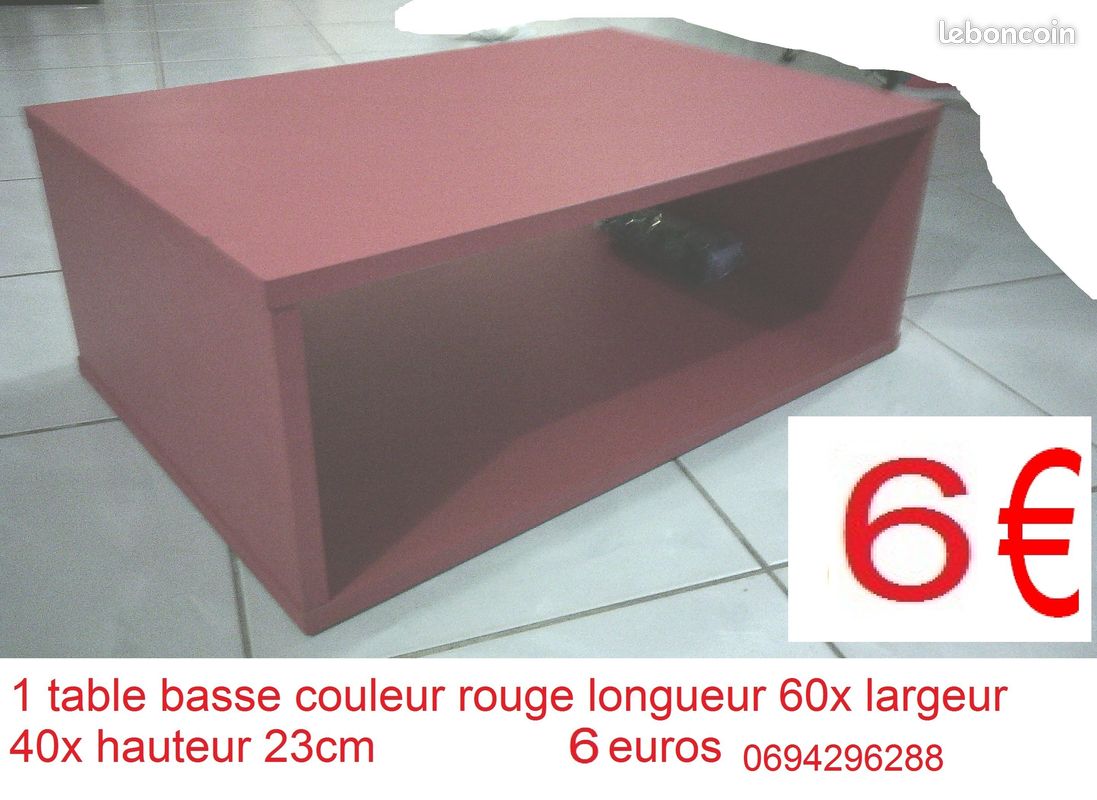 Table basse couleur rouge longueur 60x largeur 40x hauteur 23cm 6 euros (image 1)