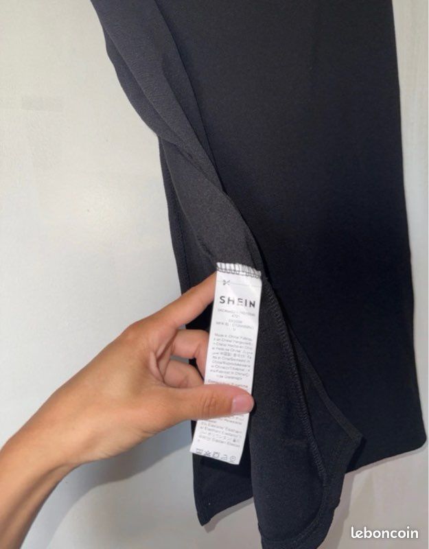 Jupe mi-longue drapée noire Shein – Coupe portefeuille froncée – Taille 38 – Neuve (image 6)