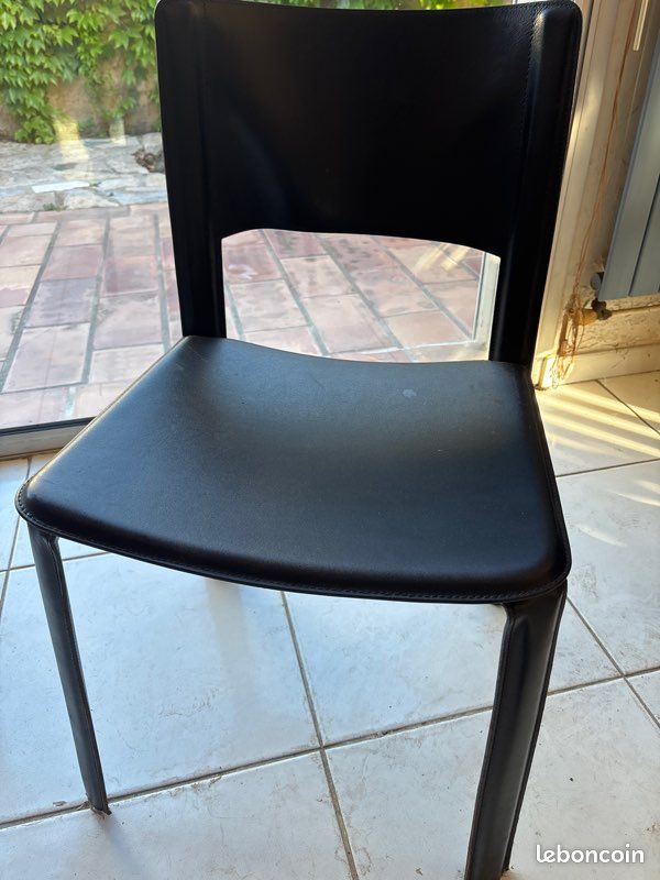 Chaises cuir (image 1)