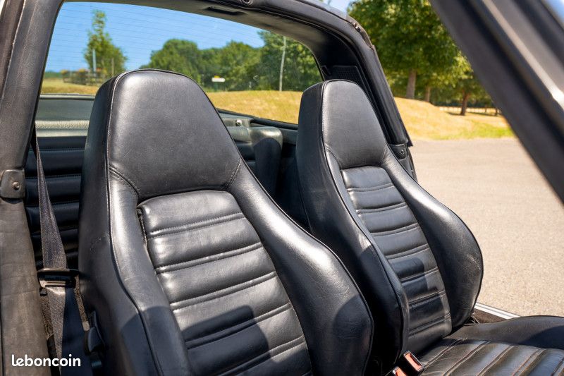 Porsche 911 3.0 SC TARGA 204 CH (image 27)