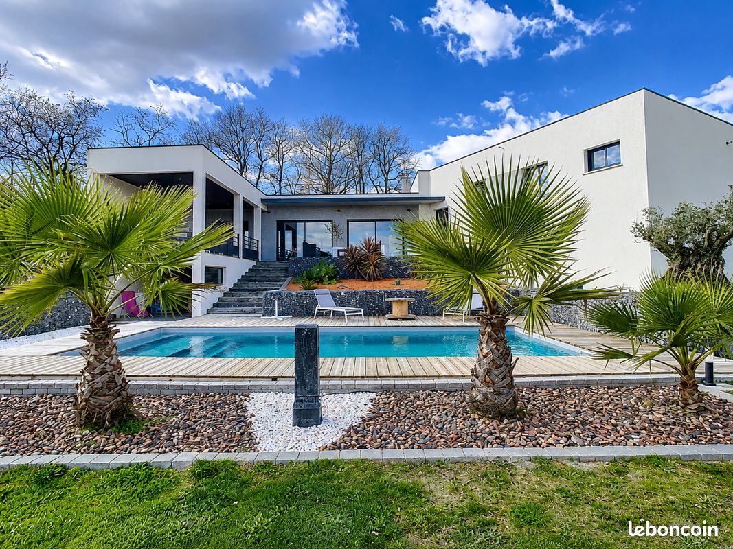 Maison 6 pièces 155 m² · à Vacquiers · 155 m² · 610 000 €