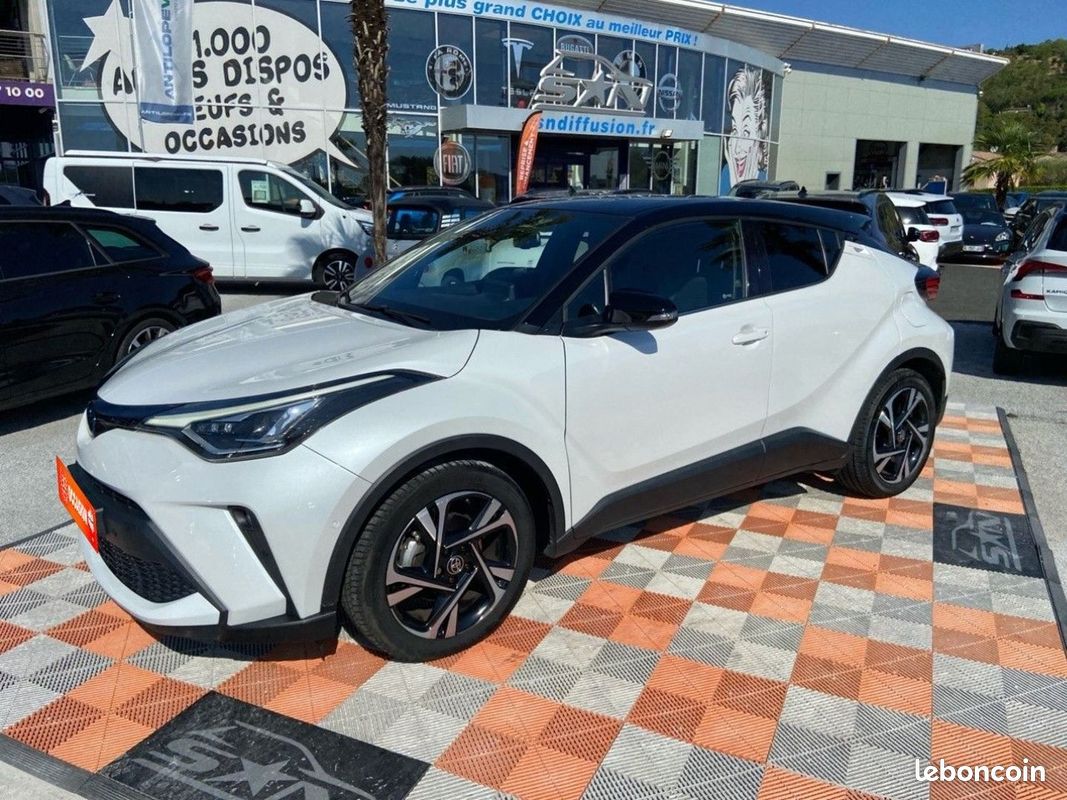 Toyota C-HR 2.0 HYBRID 184 EDITION ATTELAGE (image 1)