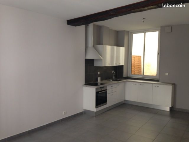 Appartement 2 pièces 40 m² · à Moulins · 40 m² · 490 €