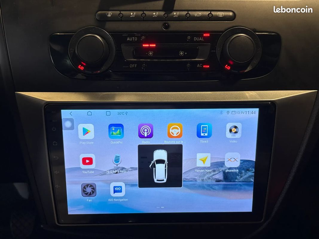 SEAT Leon 1.6 D 105ch Style - 2012 - 171 500 km - CarPlay - Faible km (image 16)