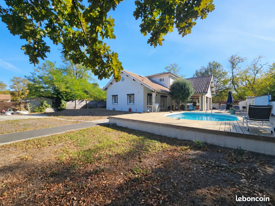 Maison 6 pièces 167 m² · à Parempuyre · 167 m² · 485 000 €