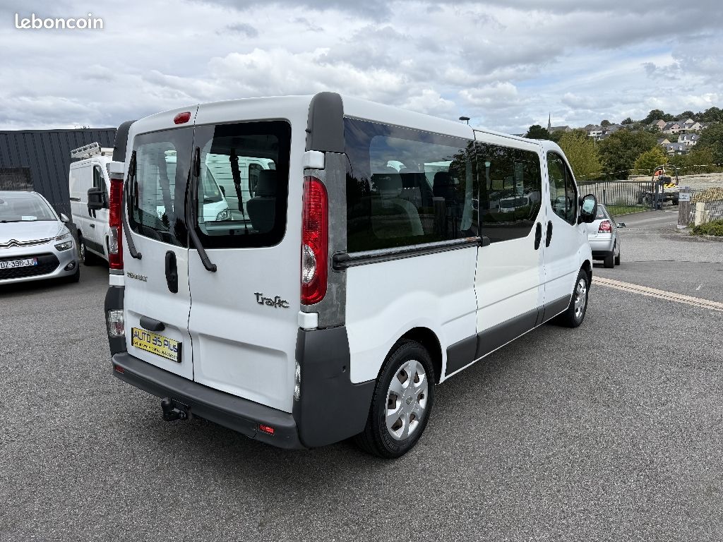 Renault Trafic LONG 2.0 DCI 90 L2H1 9places () Mini Bus (image 2)