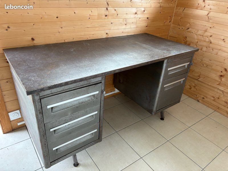 Bureau industriel (image 1)