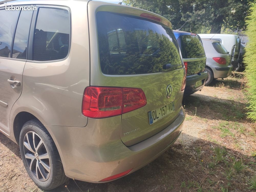 Touran 1.6 105 pour professionnel (image 2)