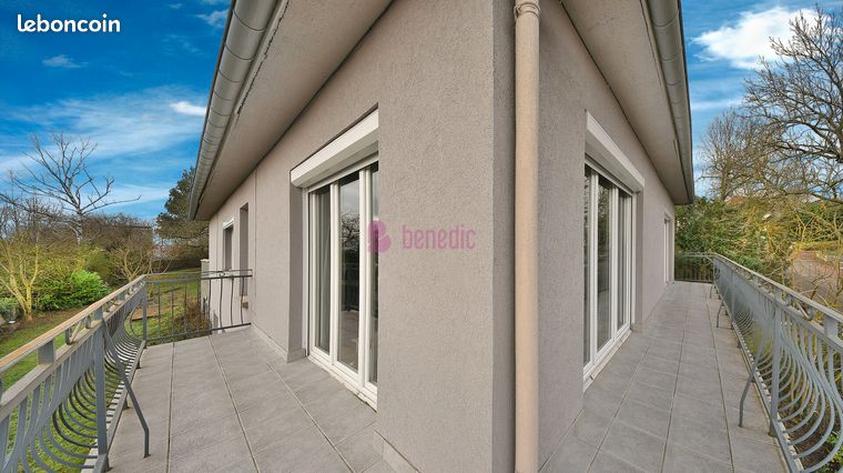 https://img.leboncoin.fr/api/v1/lbcpb1/images/83/93/7b/83937b1295650fbe895a178bed7fa8a7b0208706.jpg?rule=ad-image