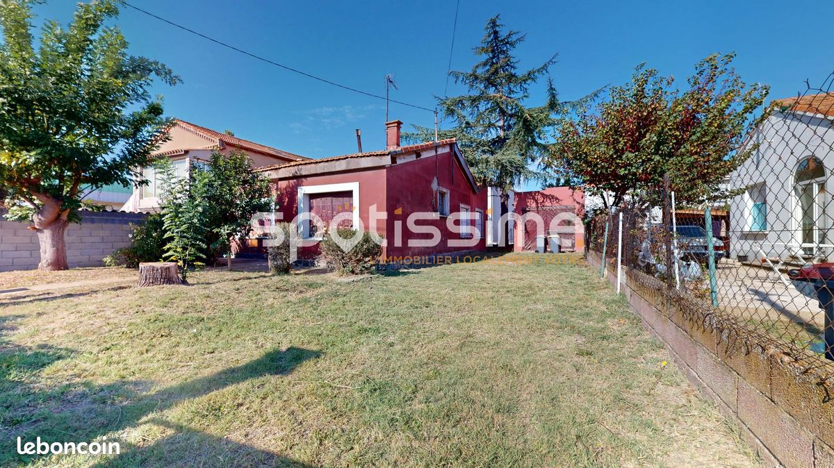 Terrain 348 m² · à Agde · 250 000 €