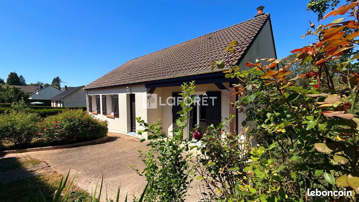 Maison 5 pièces 87 m² · à Montmain · 87 m² · 243 800 €