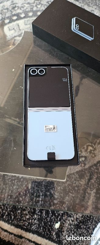 Galaxy z flip6 (image 3)