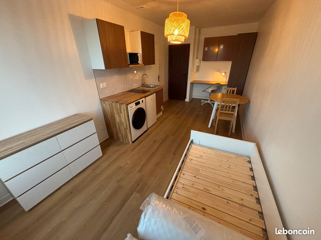 Appartement 1 pièce 18 m² · à Reims · 18 m² · 390 €/mois