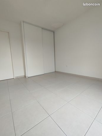 https://img.leboncoin.fr/api/v1/lbcpb1/images/83/98/3a/83983a133738355edaaa398eeecfc3d651d69dcf.jpg?rule=ad-image