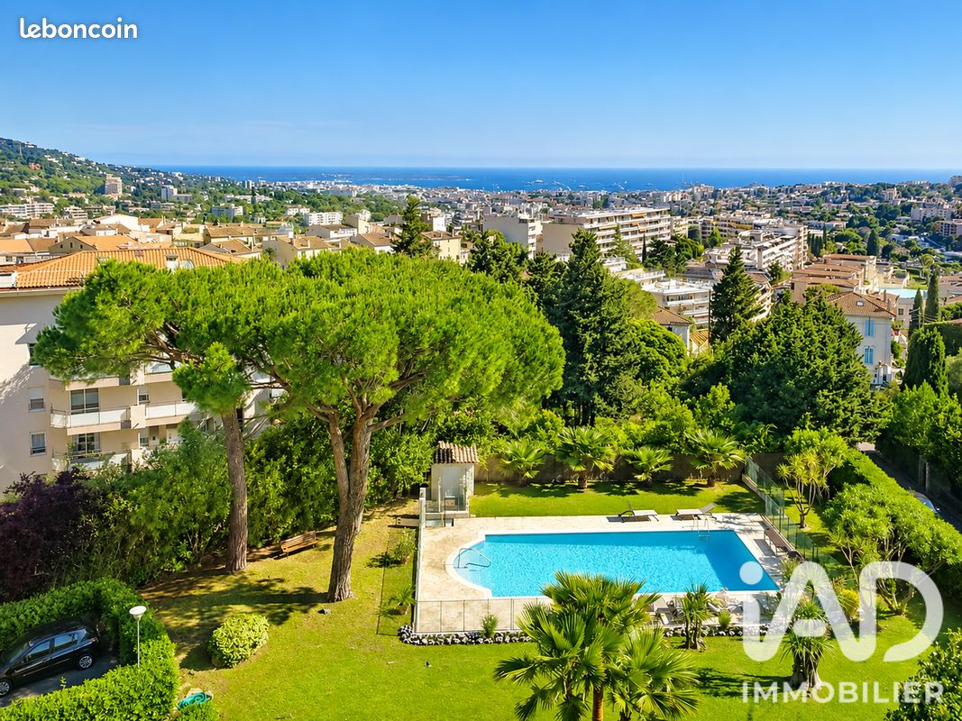 Appartement 3 pièces 130 m² · au Cannet · 130 m² · 980 000 €