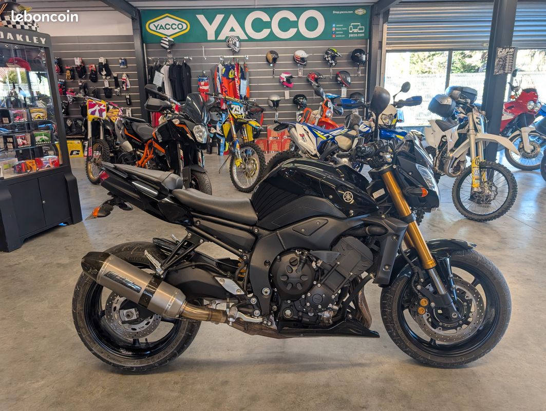 Yamaha fz8 de 2011 avec seulement 20900 km (image 4)