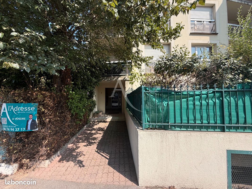 Appartement 1 pièce 30 m² · à Noisy-le-Grand · 30 m² · 136 000 €