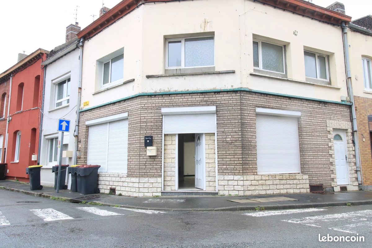 Immeuble 135 m² · à Lens · 135 m² · 139 900 €