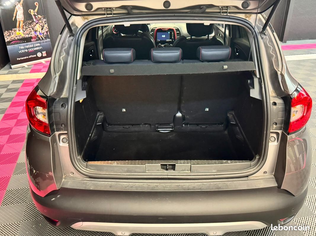 RENAULT CAPTUR TCe 120 SL Helly Hansen EDC (image 36)