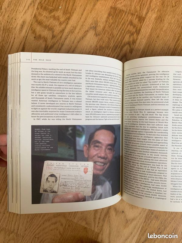 Livre - The History of Espionage: The Secret World of Spycraft, Sabotage and Post-Truth Propaganda (image 3)