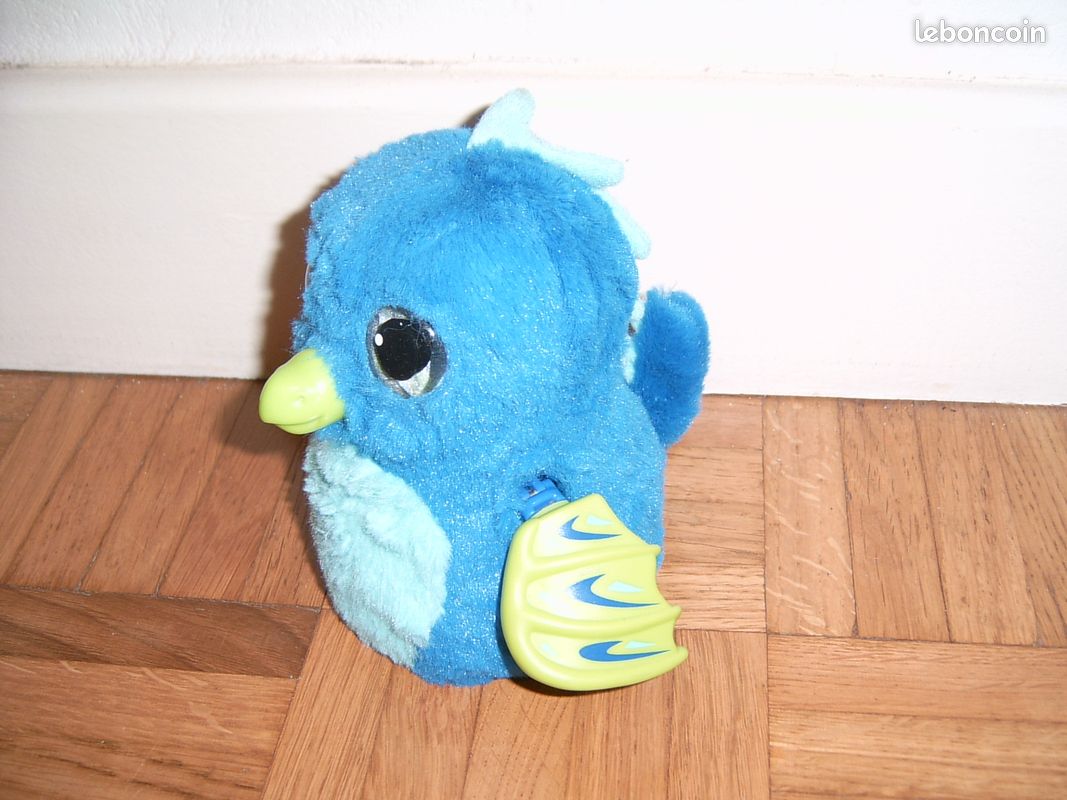 Peluche interactive Hatchimals bleu et vert (image 2)