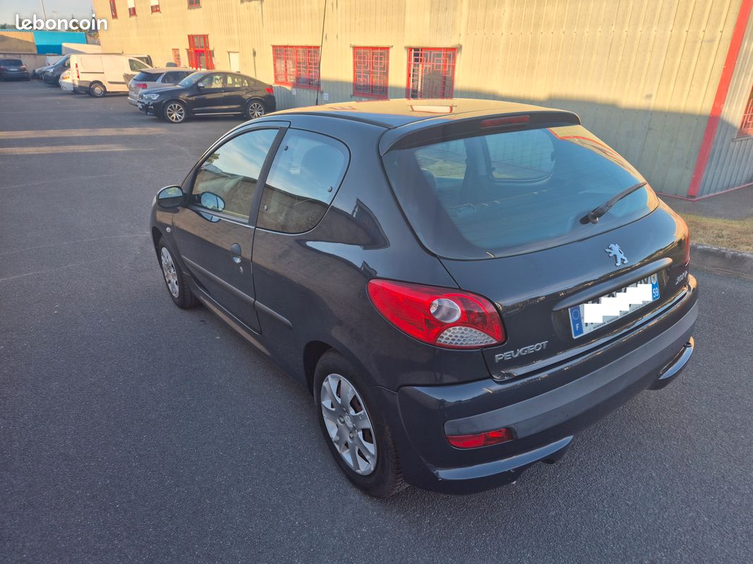 Peugeot 206+ 1.1e 60ch Active Pack 2490e (image 5)