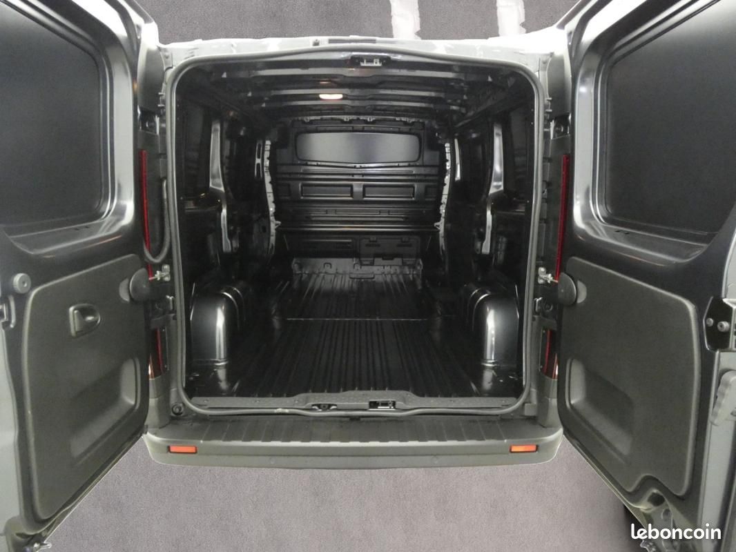 Renault Trafic 26 658 HT ADVANCE FOURGON L2H1 130 ch 3T 2.0 BLUE DCI (image 10)