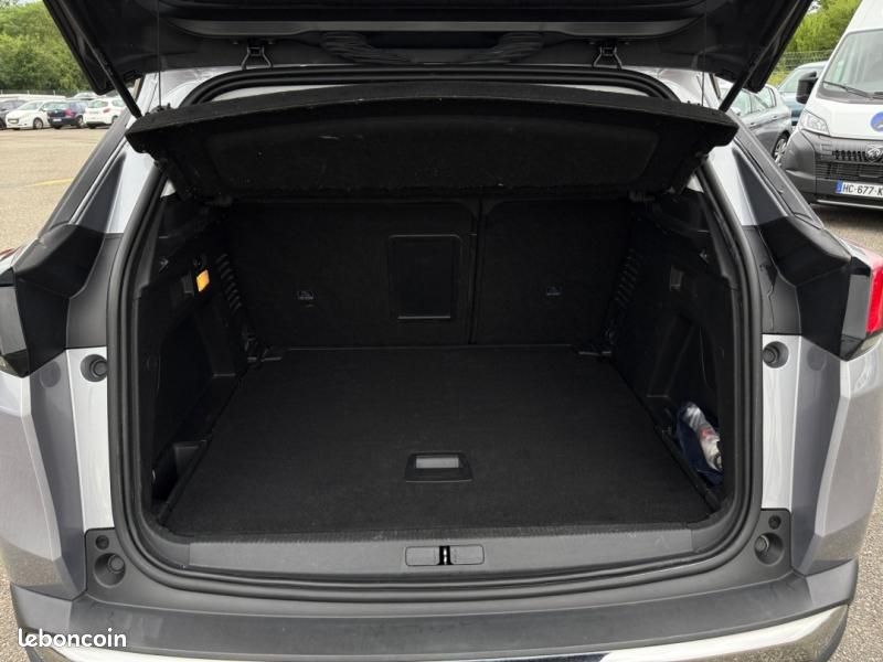 Peugeot 3008 1.2 PureTech 130ch S&S Allure (image 17)