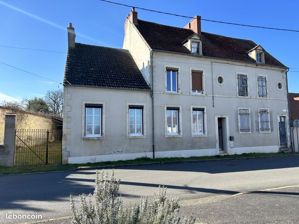 Maison 9 pièces 262 m²