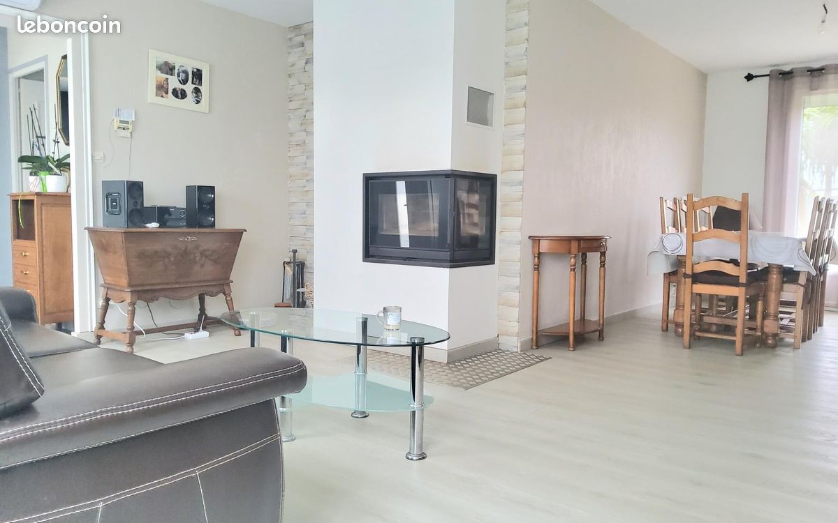 Pavillon 4 pièces 77 m² - Nanteuil 79400 (image principale 1)