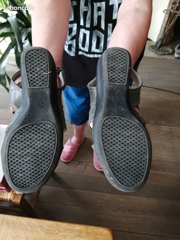 Chaussures à Talons Plates Coclico Dekalb - Pointues Gris Taille 39 - Neuves Avec Boîte
