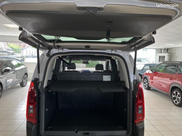 Citroën Berlingo Taille M BlueHDi 130 S&S EAT8 Max (image 12)