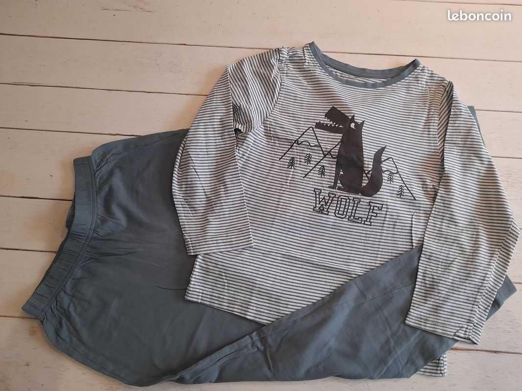 Pyjama vert rayé blanc motif Loup Kiabi Taille 10 ans Kanou42 (image 1)