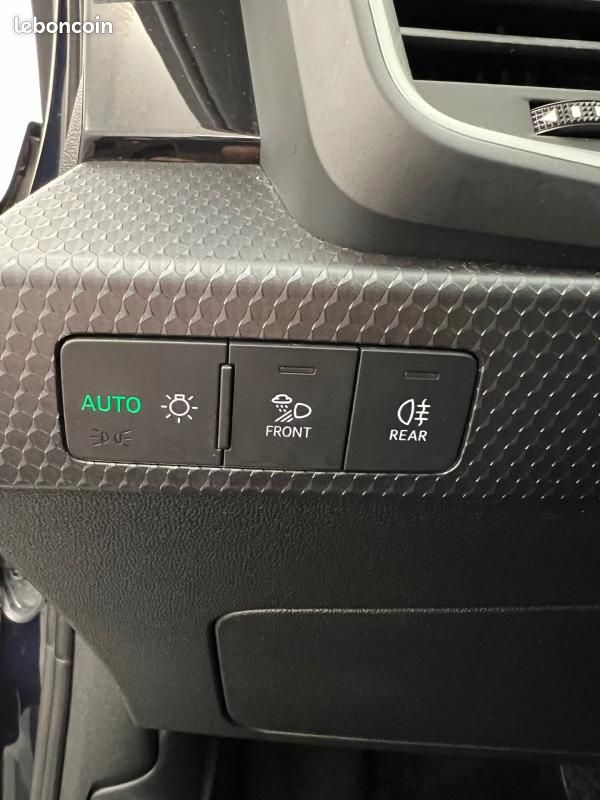 Audi A1 sportback 30 TFSI 116 ch S tronic 7 Design Luxe (image 26)