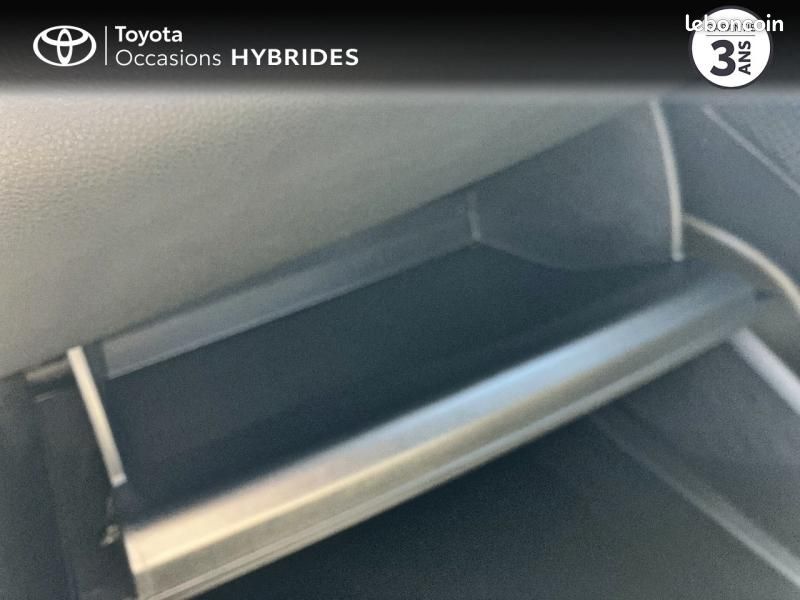 Toyota C-HR 184h Collection 2WD E-CVT MY22 (image 21)