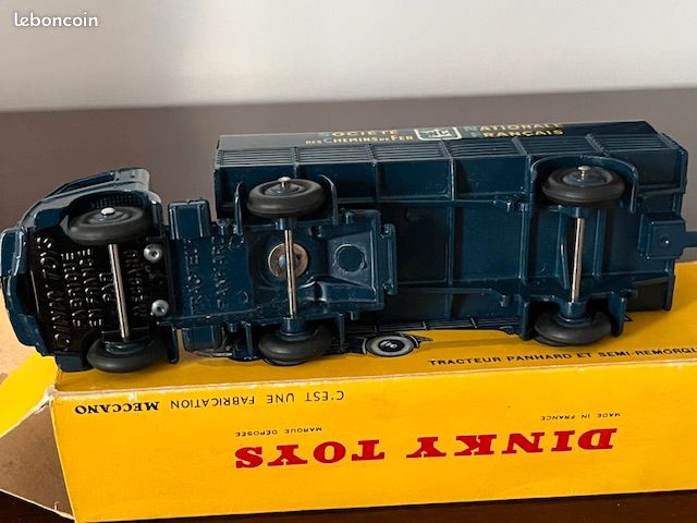 DINKY TOYS France PANHARD semi-remorque SNCF ref : 32AB boite d'origine