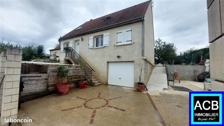 Pavillon 8 pièces 110 m²