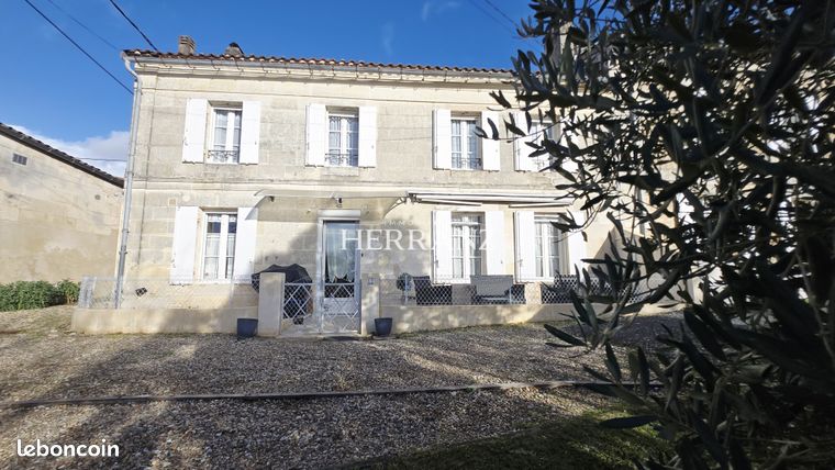 Maison 3 pièces 130 m²