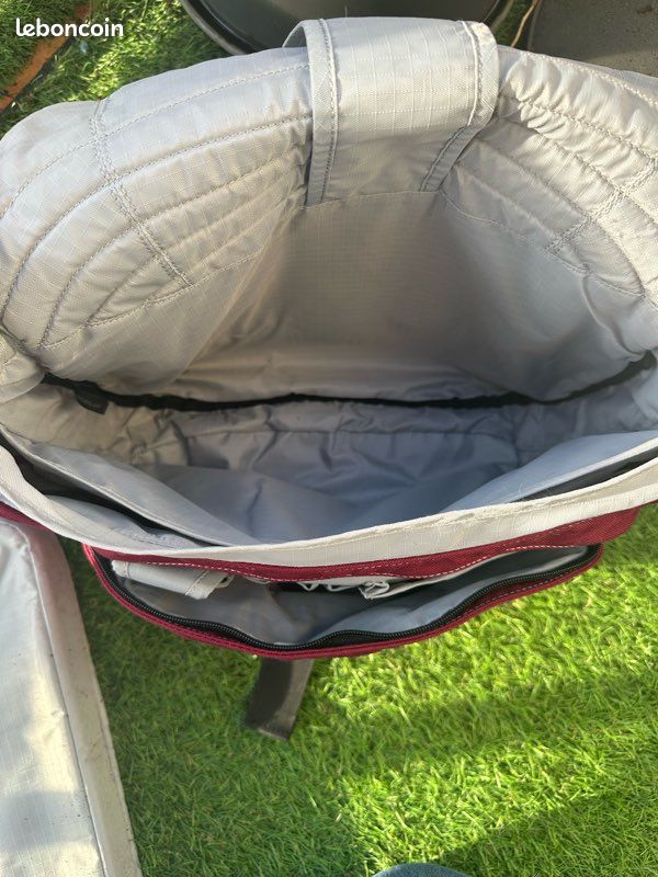 Sacoche Messenger Crumpler 15 pouces (image 8)