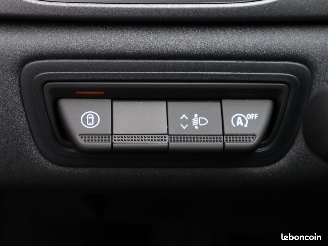 Renault Captur TCe 90 Techno (image 15)
