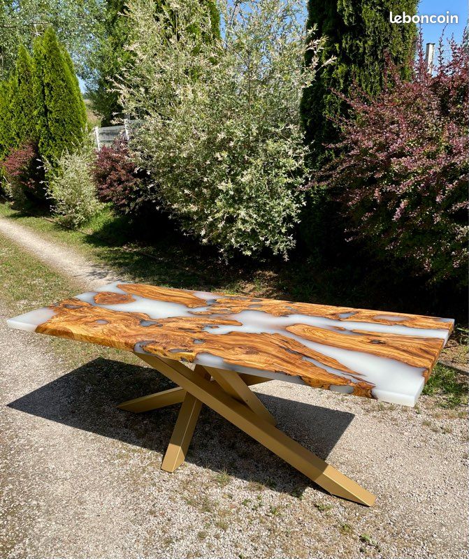 Création mobilier table bois résine epoxy (image 6)