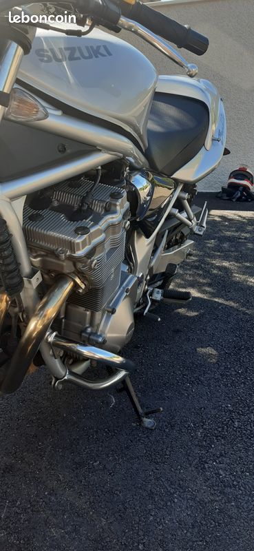 Suzuki GSF 600 Bandit rabaissée (image 3)