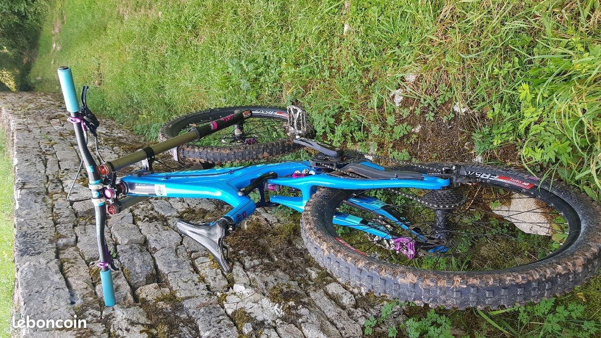 Santa cruz v10 (image 3)