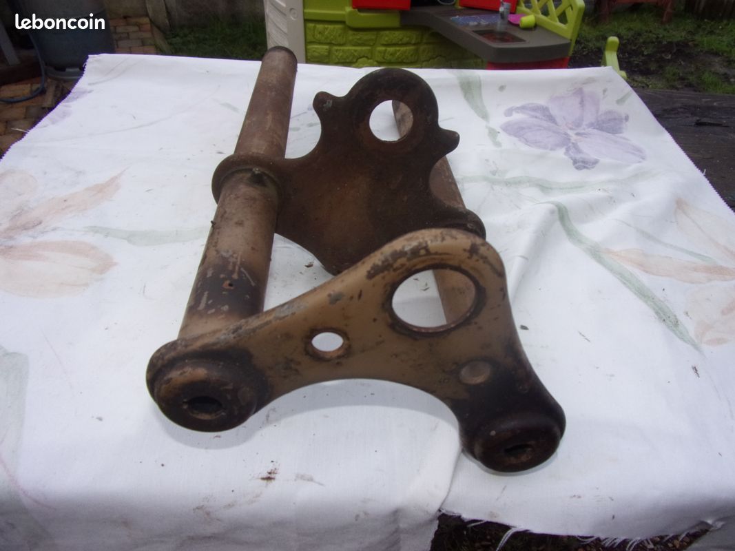 Fourche Motobécane D45 (image 3)