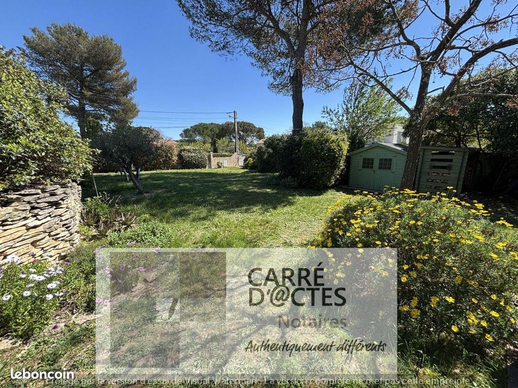 Terrain 450 m² · à Nages-Et-Solorgues · 450 m² · 147 000 €